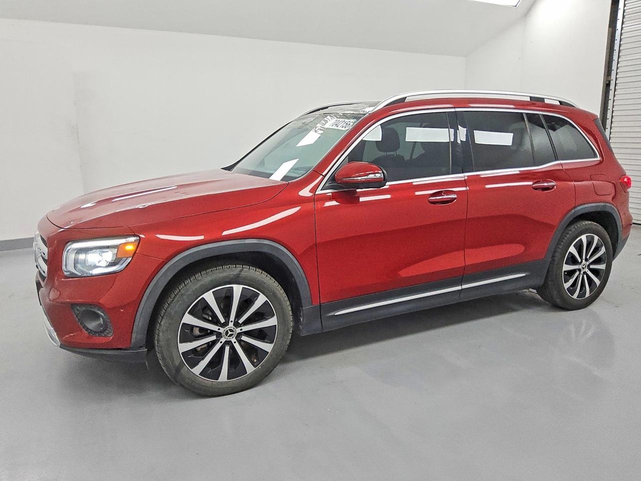 2021 Mercedes-Benz GLB photo