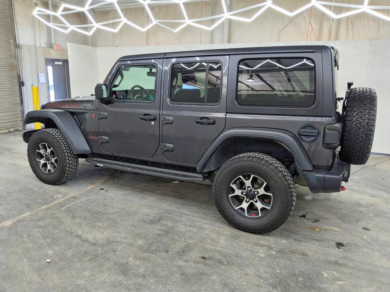 2020 Jeep Wrangler Unlimited Rubicon photo